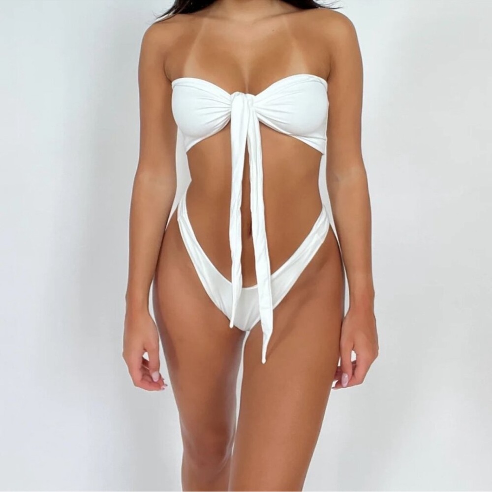 437 White Tie-Front Bandeau One-Piece Bikini